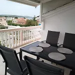 Apartment Cubric Pirovac