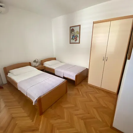 Cubric Appartement Pirovac