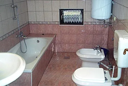 Cubric Apartment Pirovac