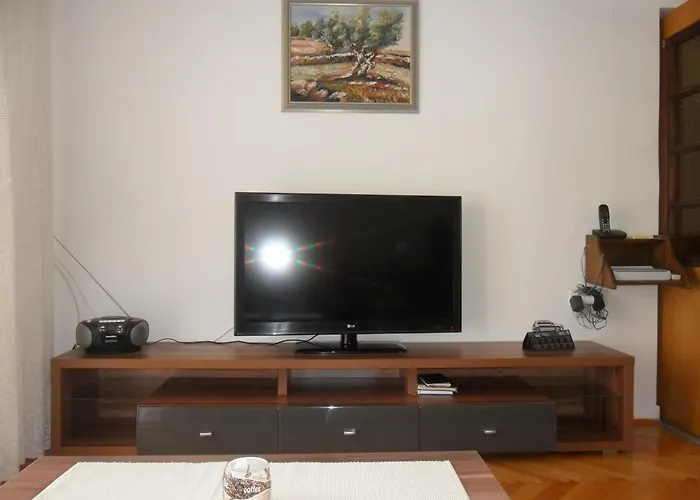 Apartment Cubric Pirovac