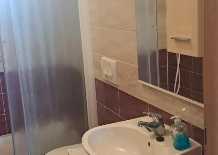 Cubric Apartment Pirovac